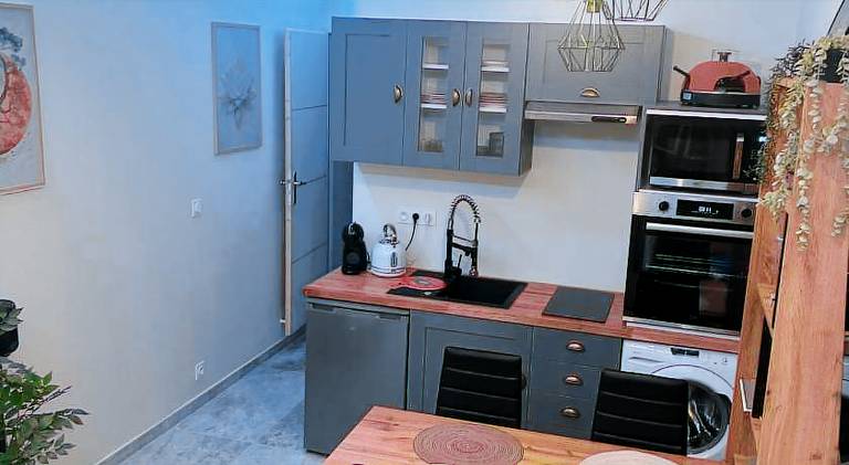 Apartment with 1 room for 4 persons — photo 3