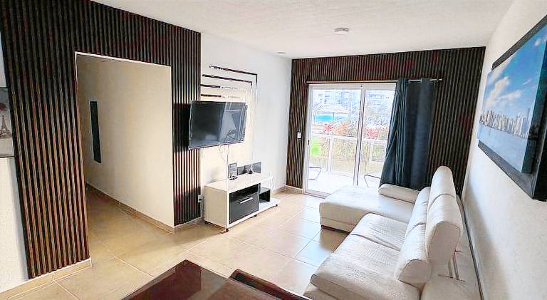 Holiday apartment with garden & pool — photo 2