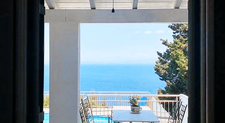 House with grill, patio & private pool | Suitable for remote work — photo 5
