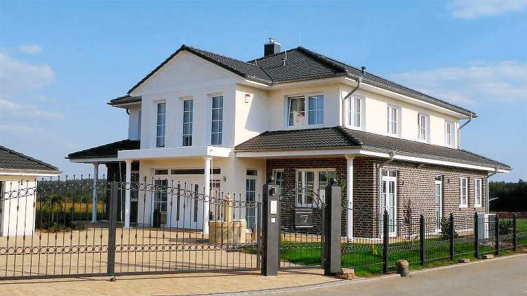 Bed & Breakfast  Linden