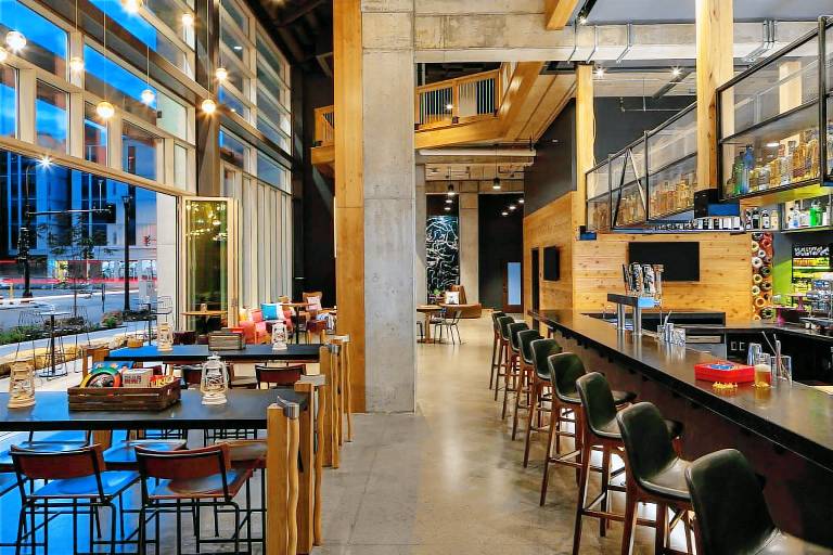 Moxy Minneapolis Downtown — photo 5