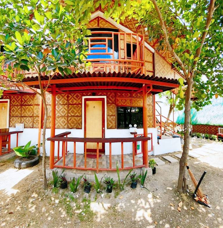 TopBudz Hostel in Moalboal