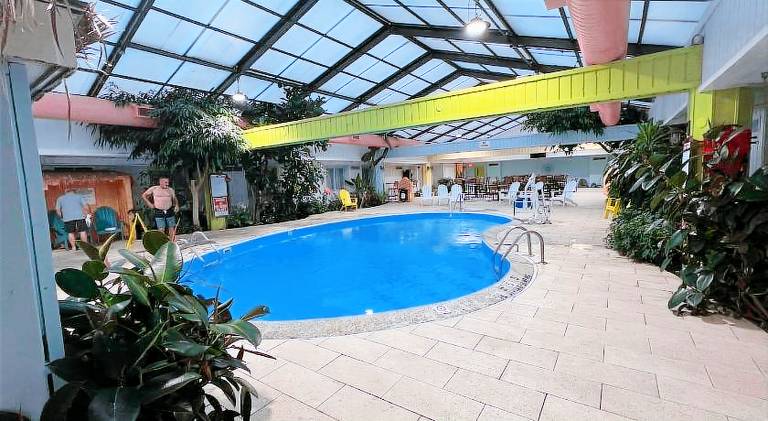 Wingfield Inn & Suites — photo 2