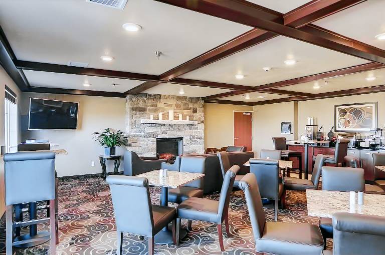 Cobblestone Inn & Suites - Altamont — photo 4