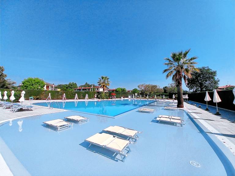 Rental apartment with pool, barbeque & garden | Nature view | Pets allowed — photo 4