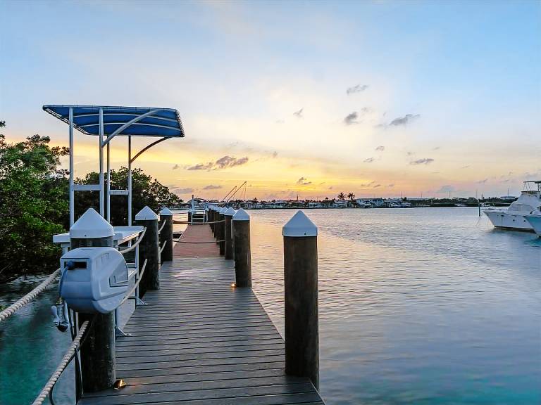 Child-friendly house with barbecue & private pool | Water view | Dogs allowed — photo 3