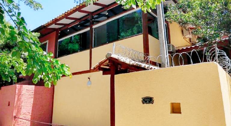 Vacation home | Next to the beach | Pets are welcome in Ilhabela