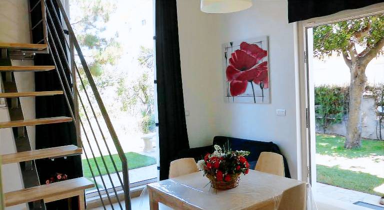 Apartment with yard | Close to the beach | Dogs allowed in Pineto