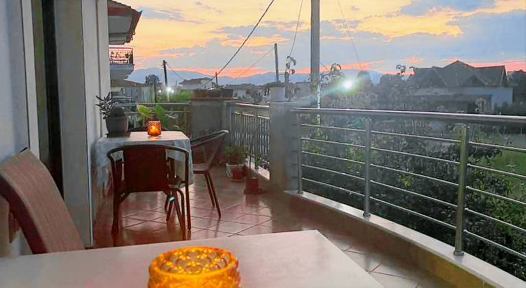 Fully equipped spacious holiday apartment with terrace, grill & garden | Suitable for remote work | Pet-friendly — photo 4