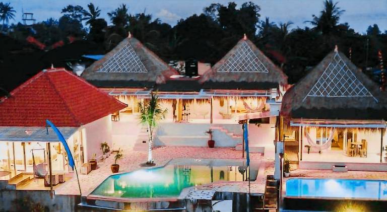 Villa with pool & jacuzzi — photo 2
