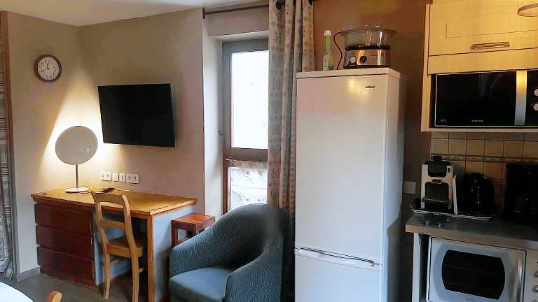 4th floor, balcony, tv, ski locker, 28m², Brides Les Bains — photo 2