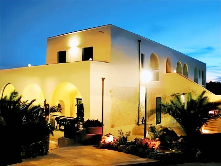 Vacation home with patio, pool & yard | Pet-friendly in Polignano a Mare