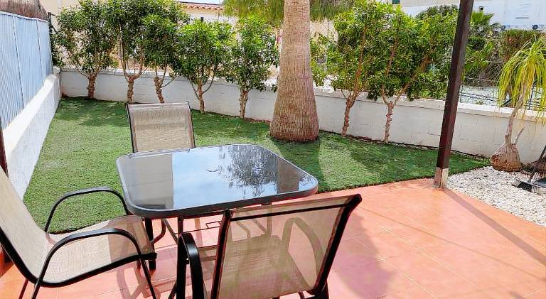 Holiday apartment with private pool, garden & terrace | Next to the beach | Pet-friendly — photo 5