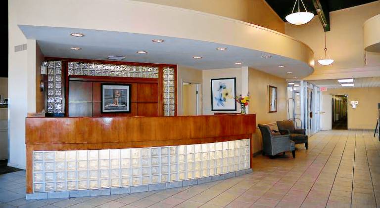 Coronet Hotel — photo 4