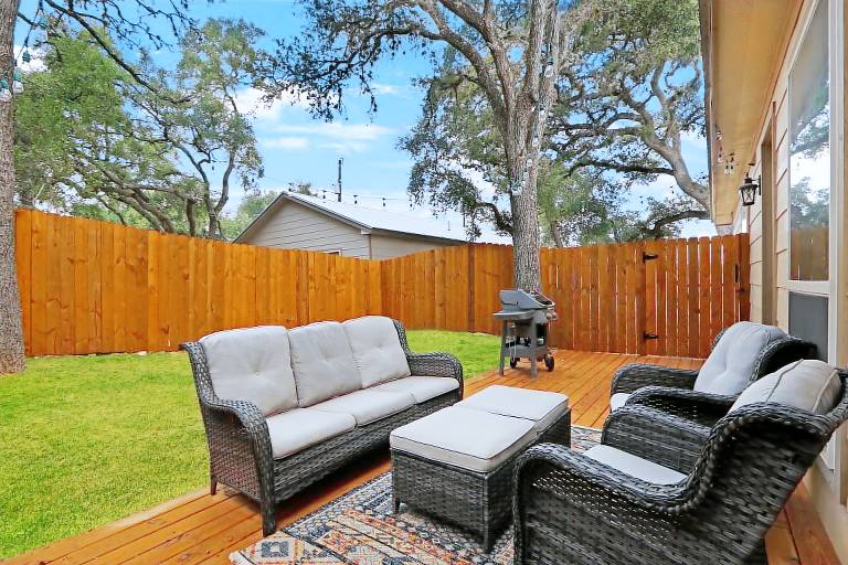 Comal Cottage — photo 5