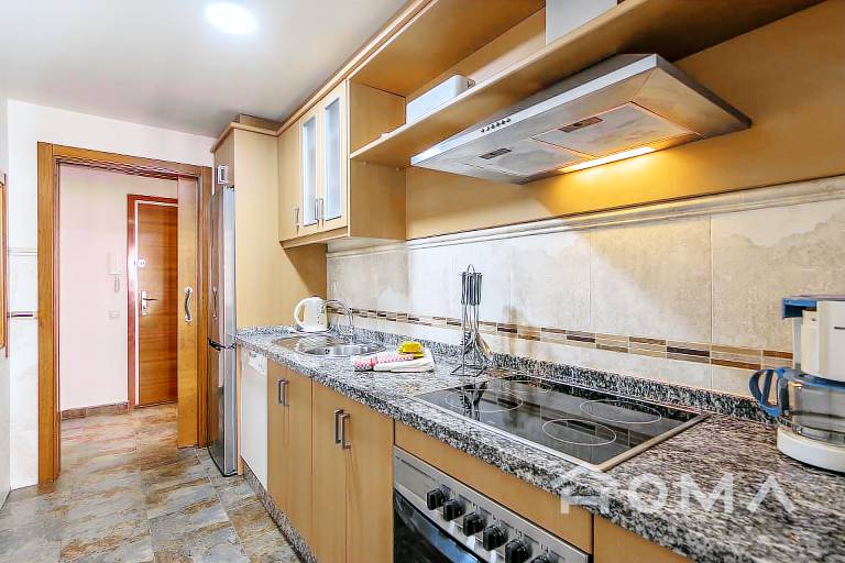 Family-oriented rental apartment with pool & patio | Dogs allowed — photo 4