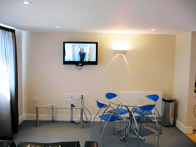 Buckingham Guest House For Contractors in High Wycombe