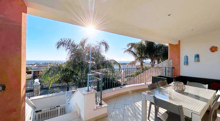 Vacation home with 3 rooms for 9 persons in Salve