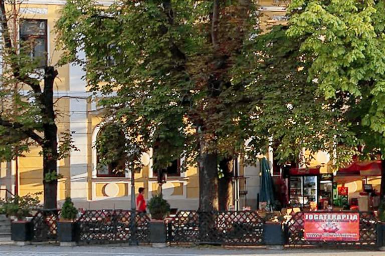 Hotel Zvezda