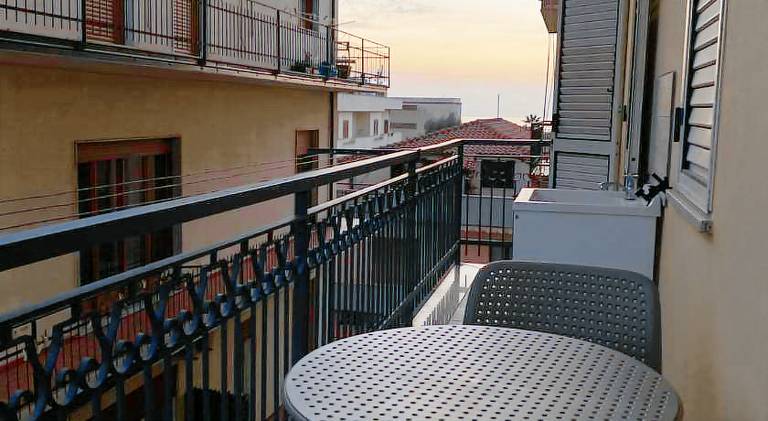 Holiday apartment with 2 rooms for 4 persons — photo 3