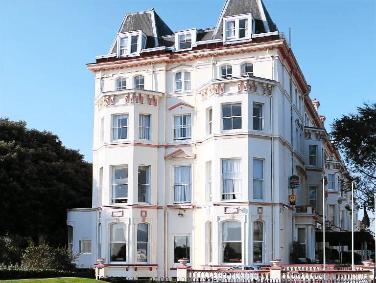 Voco The Clifton Folkestone By IHG in Folkestone