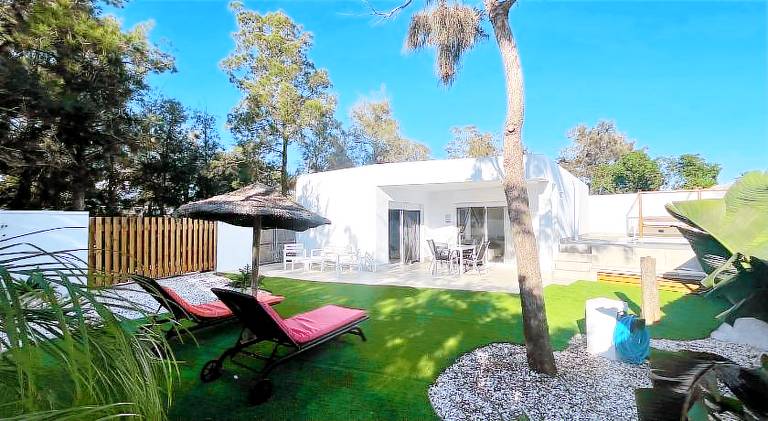 Chalet with pool in Chiclana de la Frontera