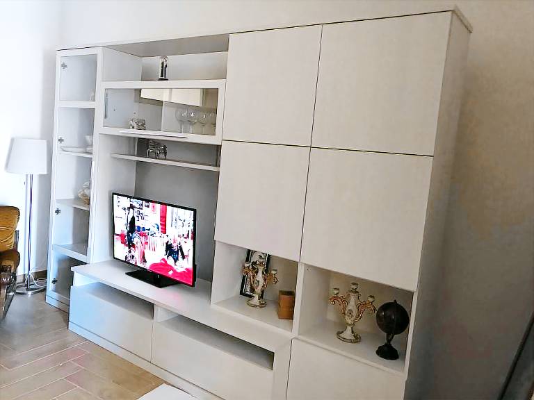 Apartment with 2 rooms for 5 persons — photo 3