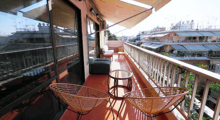 Sophia's Penthouse Apartment With Jacuzzi and Acropolis View From Big Terrace — photo 5