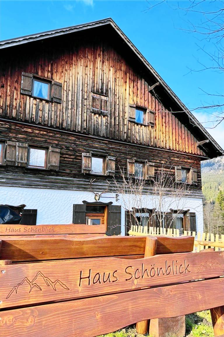 Ferienhaus mit Hund in Tannheim, Tannheimer Tal f&uuml;r max. 20 Personen