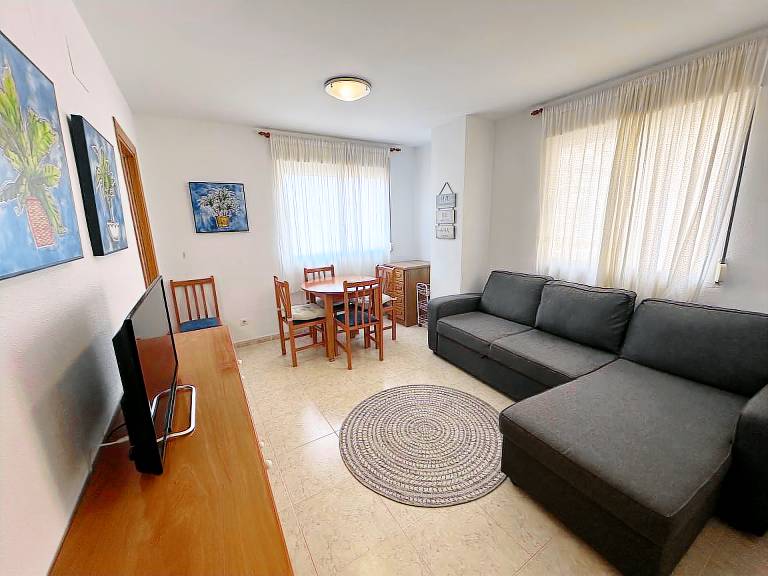 Holiday apartment with pool — photo 5