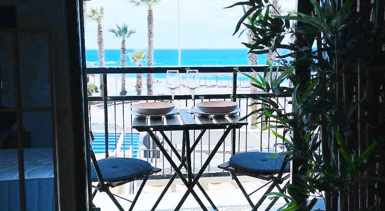 Holiday apartment with terrace in Almunecar
