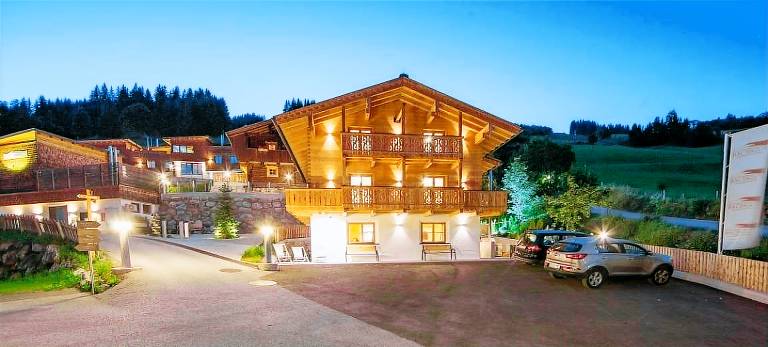 Ferienhaus in Hinterglemm,  für max. 12 Gäste Ferienhaus in Hinterglemm,  für max. 12 Gäste