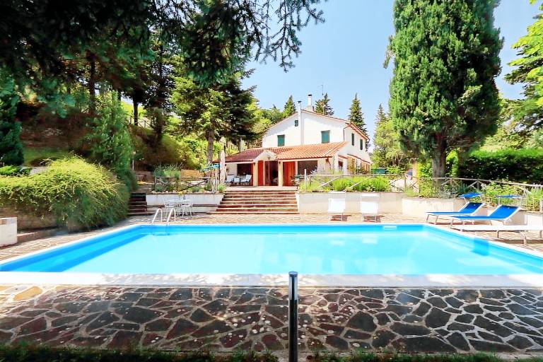 Casa  Castelraimondo