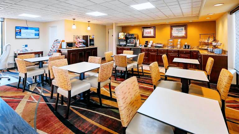 Best Western Thunderbird Motel — photo 4
