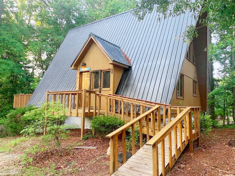 Chalet Pine Mountain