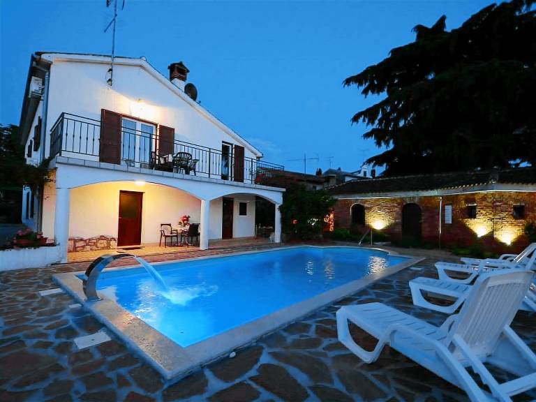 House with grill, terrace & garden | Nature view — photo 2