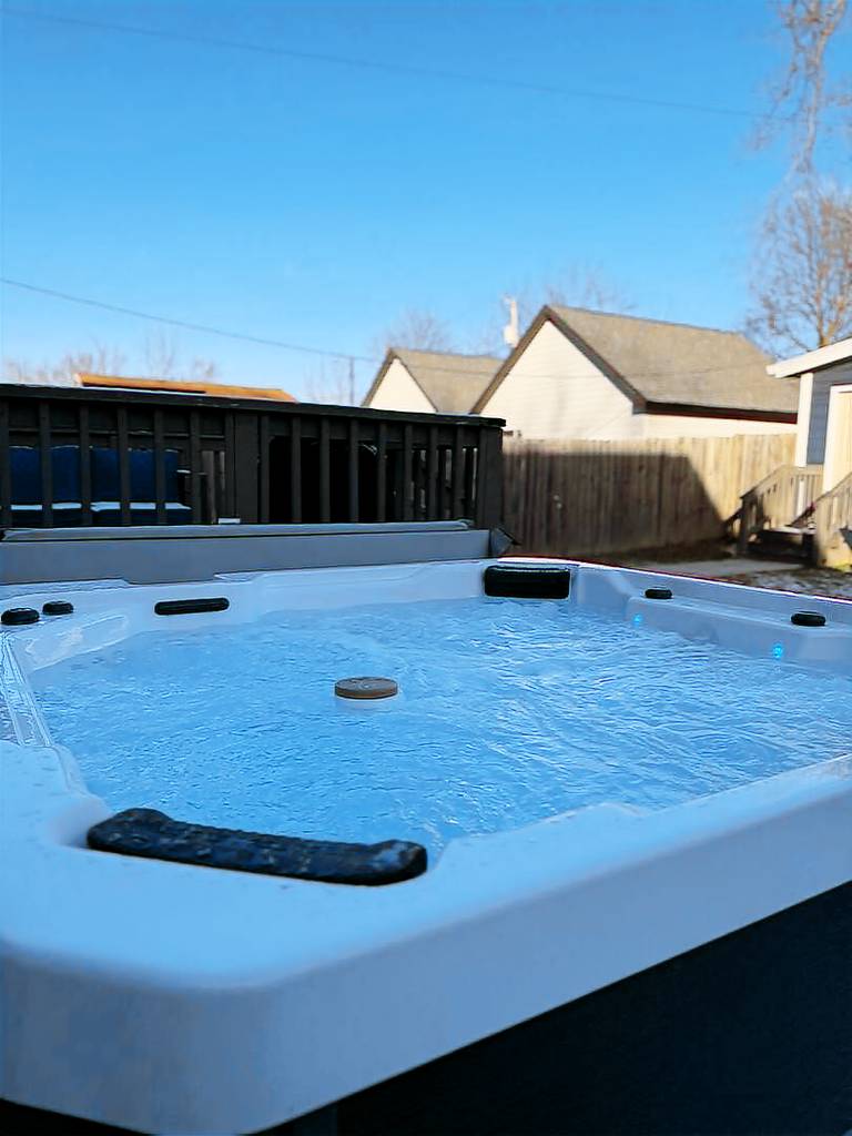 Vacation home with private pool — photo 4