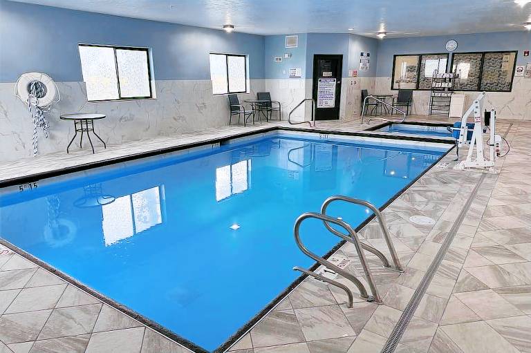 Holiday Inn Express & Suites Alamosa by IHG