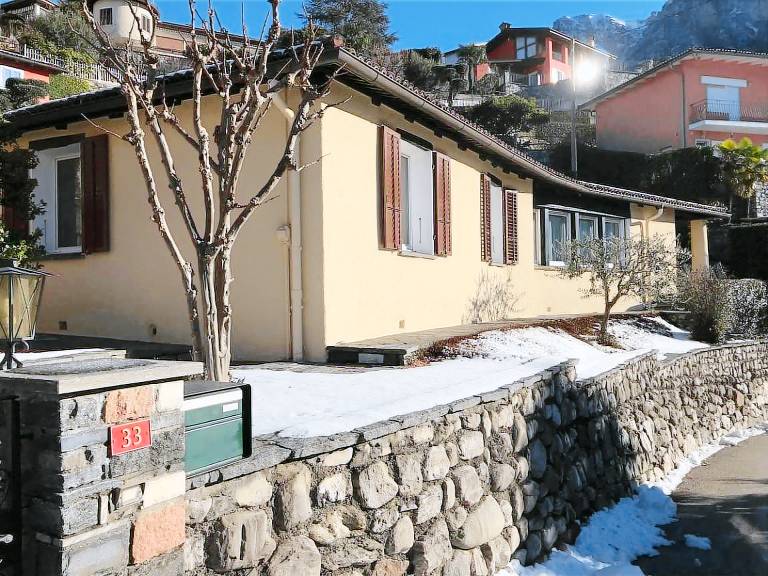 Vacation home with 2 rooms for 4 persons in Lugano