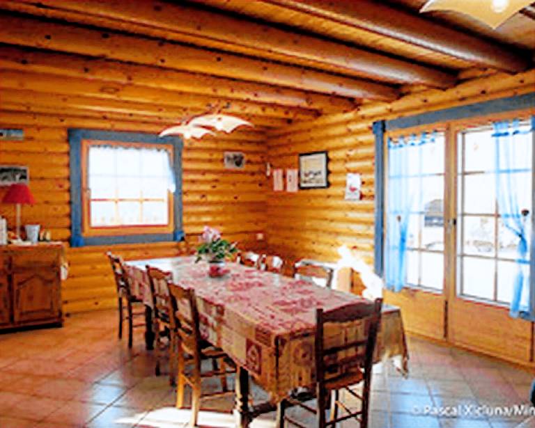 Chalet with grill & yard | Panoramic view — photo 2