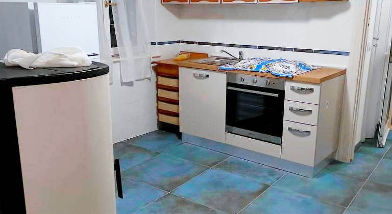 Apartment with 2 rooms for 4 persons — photo 3