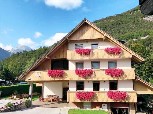 Apartma  Uskovnica