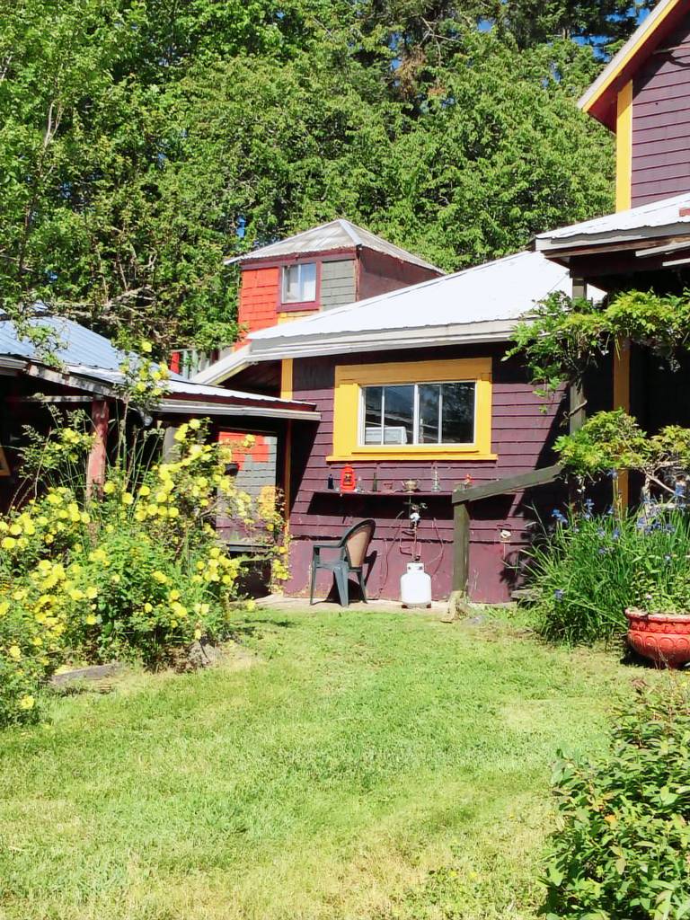 Hostel  Denman Island