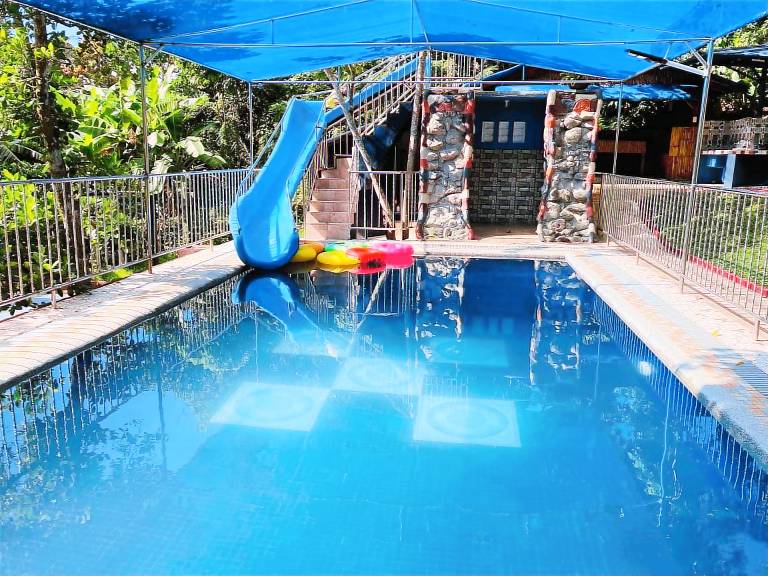 Villa with garden & pool — photo 3
