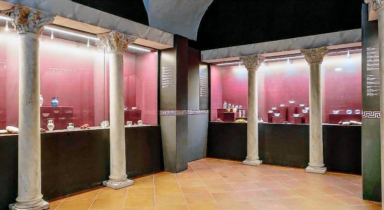 Palazzo Oddo Camere in palazzo storico nel centro di Albenga — photo 2