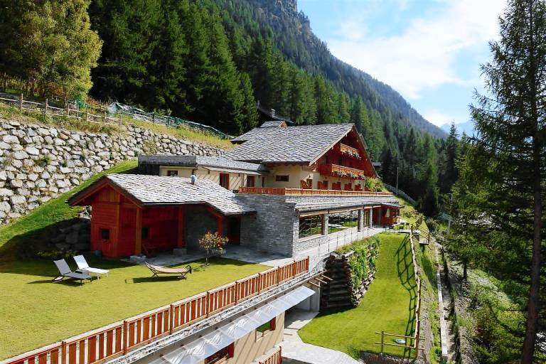 La Madonnina Del Gran Paradiso Wellness Hotel — photo 4