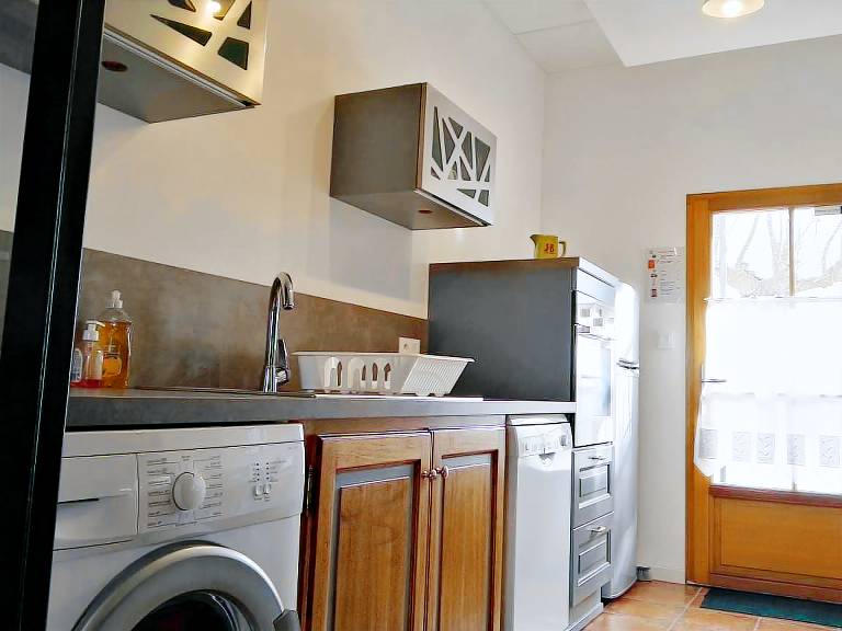 Pleasant gite with BBQ, terrace & garden | Pets allowed — photo 4