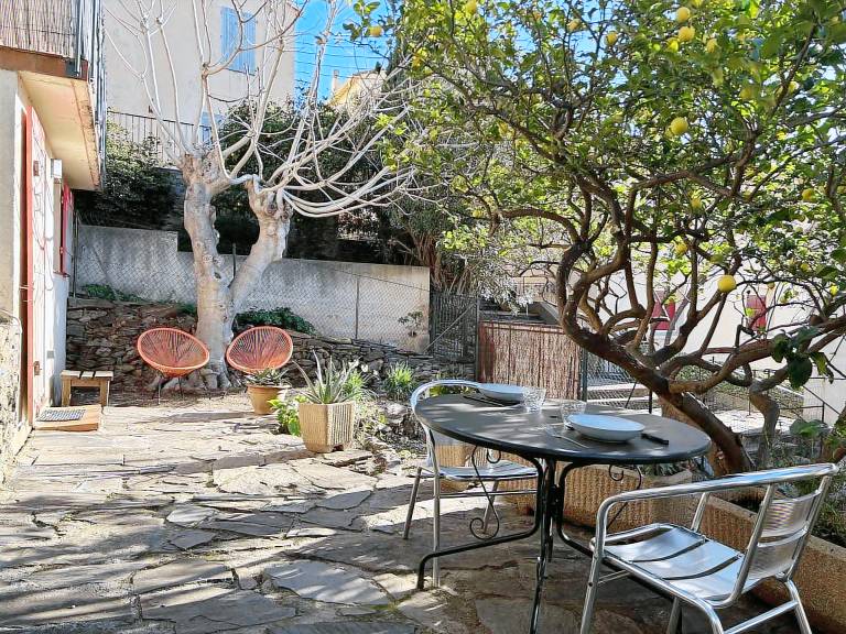 Charming studio with garden & barbecue | Next to the beach | Pets are welcome — photo 2