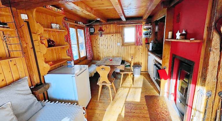 Chalet with 1 room for 4 persons — photo 5