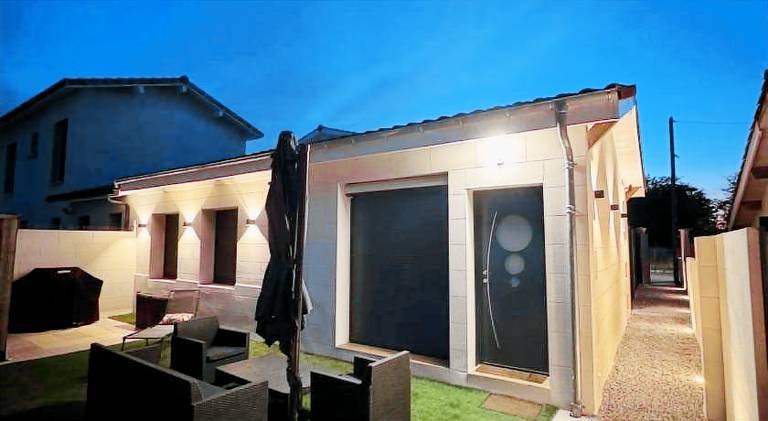House with yard & barbeque — photo 4